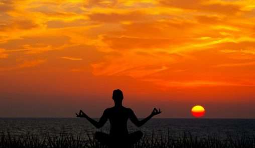 MEDITACIONES GUIADAS
Equilibrio Mental y Emocional: Claves para una Vida Plena y Llena de Abundancia